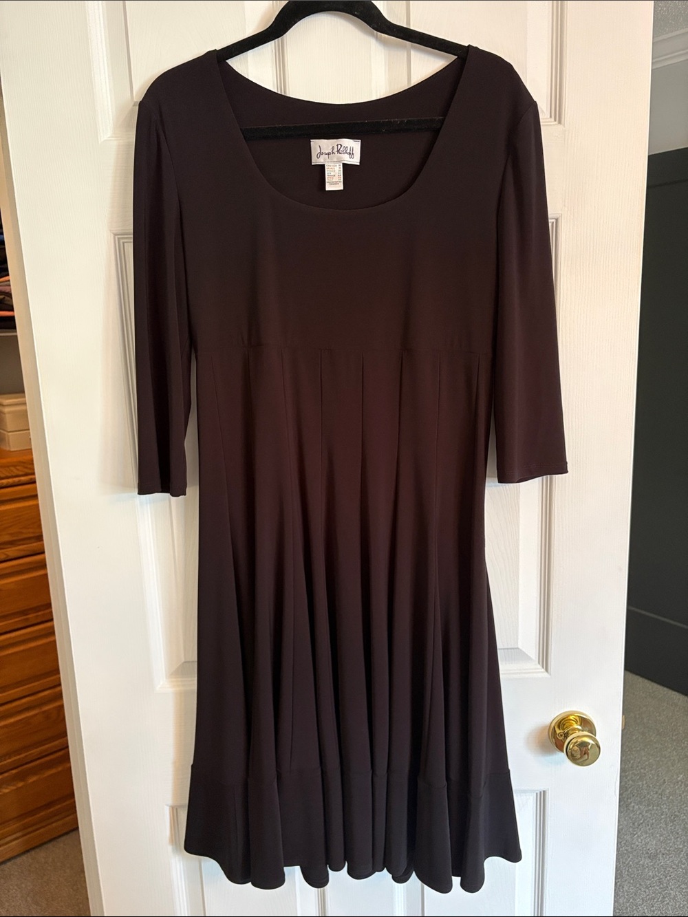 JOSEPH RIBKOFF Black Round Neck Dress